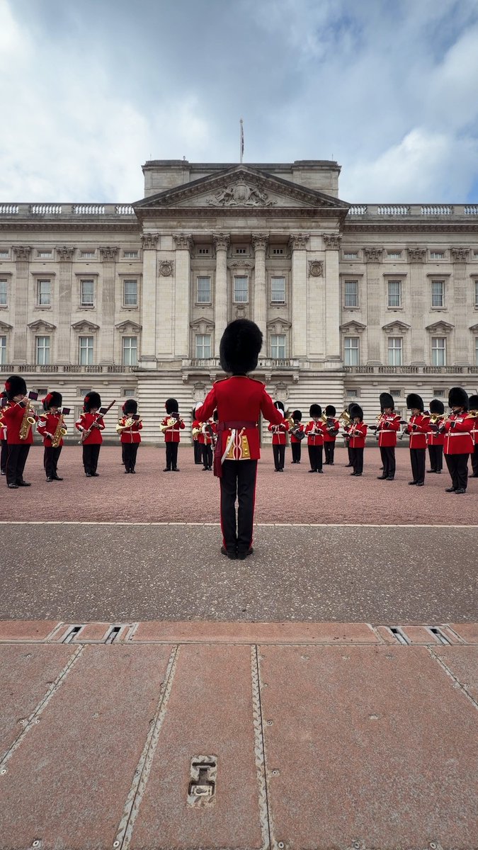 The Royal Family’s tribute to Dolly Parton.